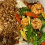 Best Shrimp w. Vegetables , Chicken Fingers in Lynn, MA